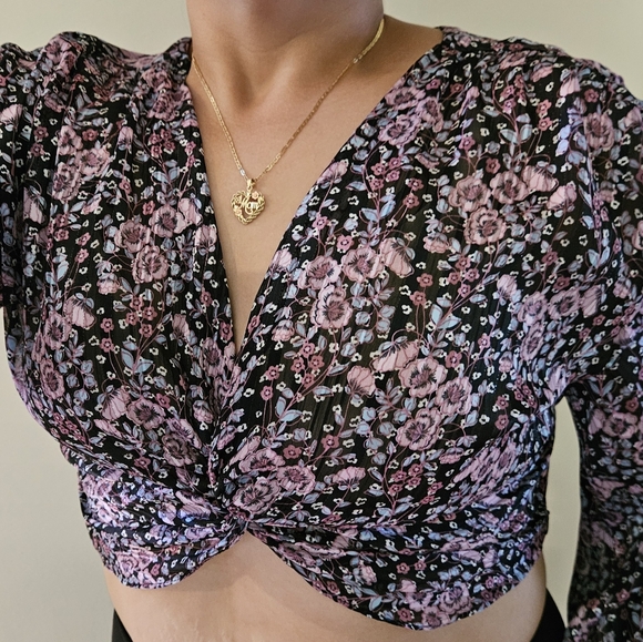 Zara Sheer Floral Knotted Front Crop - Picture 5 of 12